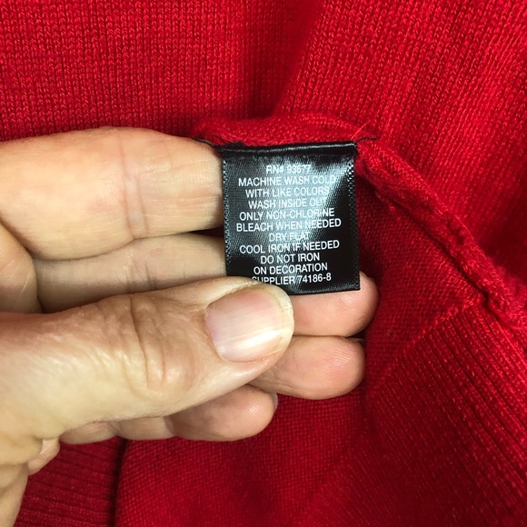 Liz Claiborne Red Holiday Sweater Beaded Crew Neckline Single Button Closure - Picture 7 of 8